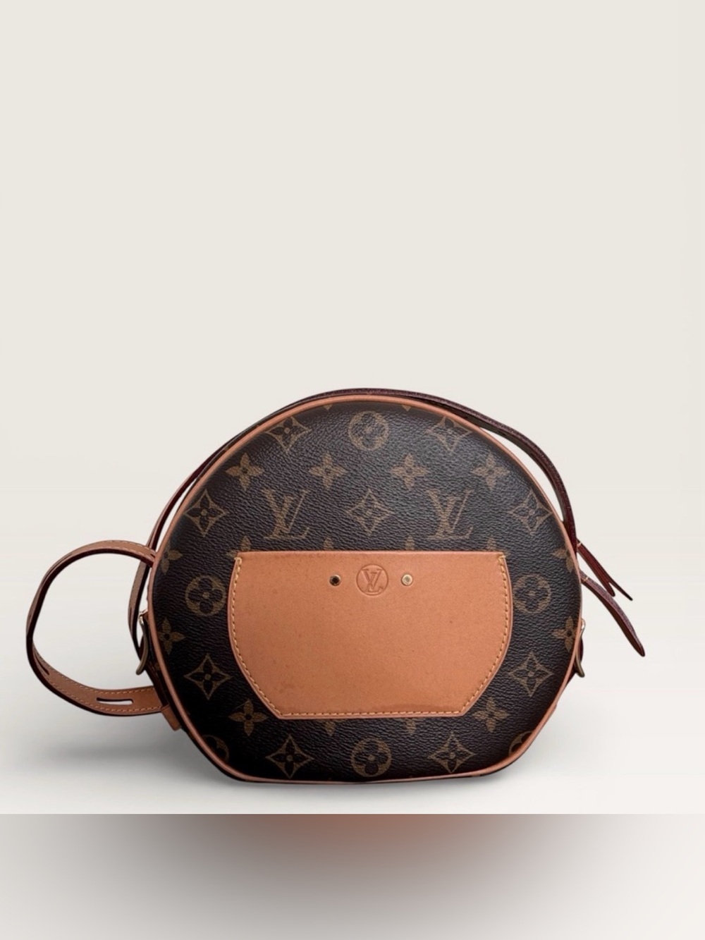 Louis Vuitton Monogram Boite Chapeau Souple PM Crossbody Bag - Picture 4 of 8
